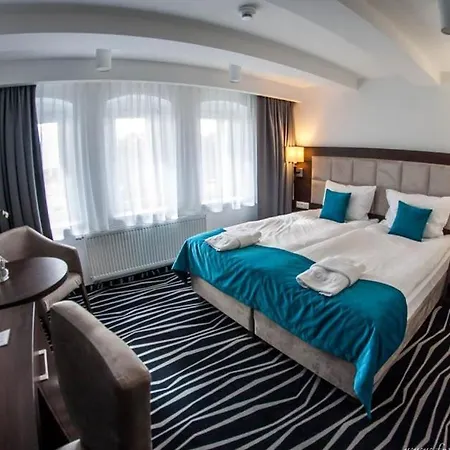 Bed & Breakfast No1 Restauracja Sniadanie I Parking W Cenie! 4*