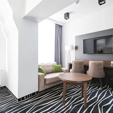 ベッド・アンド・ブレックファスト No1 Restauracja Sniadanie I Parking W Cenie! レシュノ