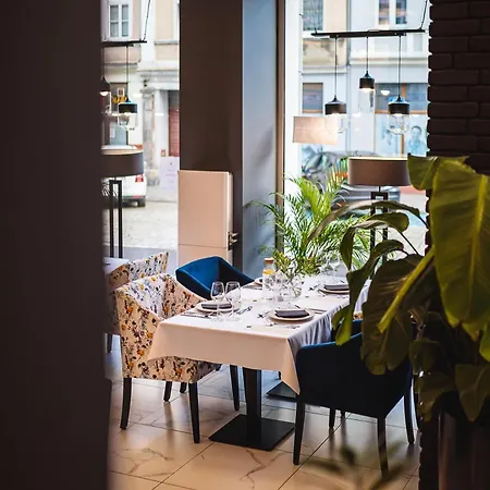 No1 Restauracja Sniadanie I Parking W Cenie! ベッド・アンド・ブレックファスト