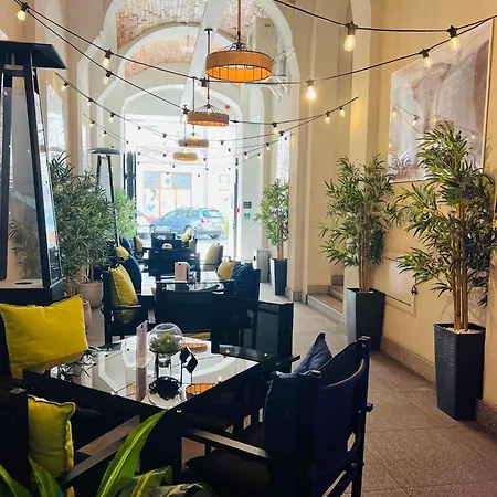 No1 Restauracja Sniadanie I Parking W Cenie! 4*