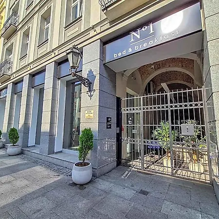 Bed & Breakfast No1 Restauracja Sniadanie I Parking W Cenie! Leszno (Greater Poland)
