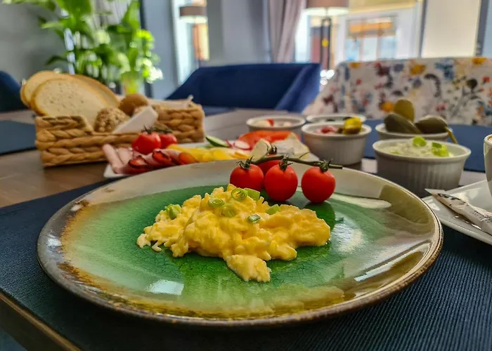 Bed & Breakfast No1 Restauracja Sniadanie I Parking W Cenie!