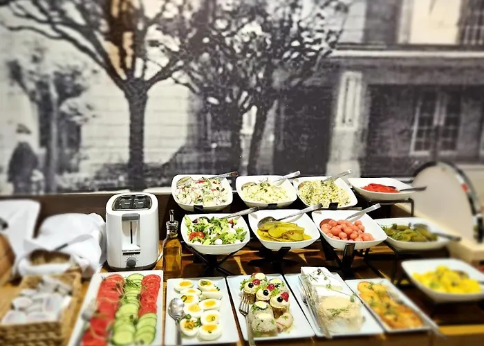 Bed & Breakfast No1 Restauracja Sniadanie I Parking W Cenie! 4*