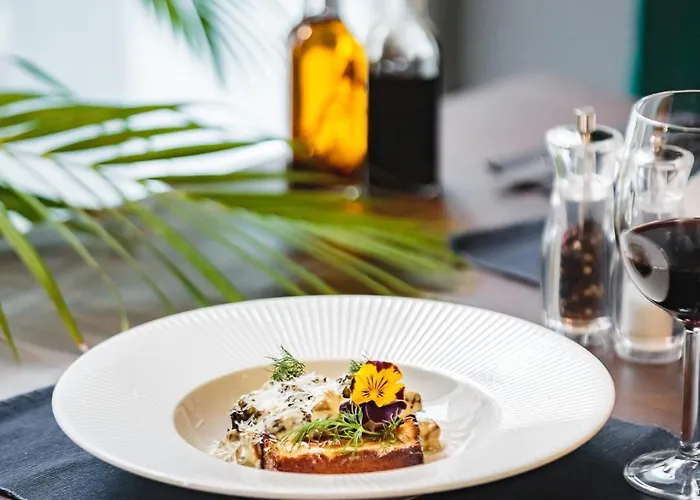 Bed & Breakfast No1 Restauracja Sniadanie I Parking W Cenie!