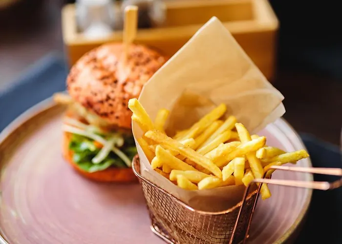 No1 Restauracja Sniadanie I Parking W Cenie! 4*