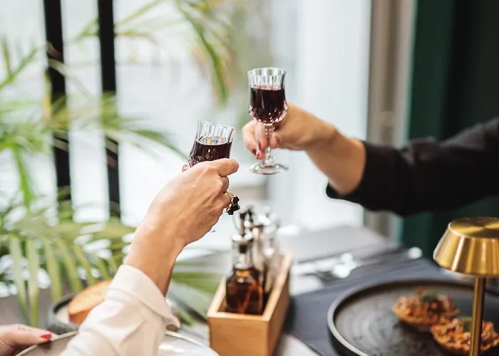 No1 Restauracja Sniadanie I Parking W Cenie! 레스노